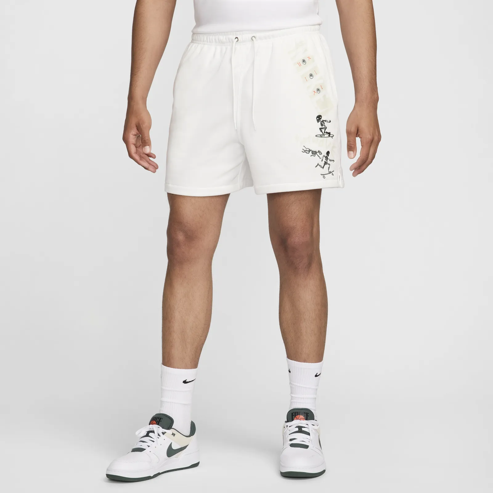 Kurze Hosen Nike Club Shorts HJ6878-121