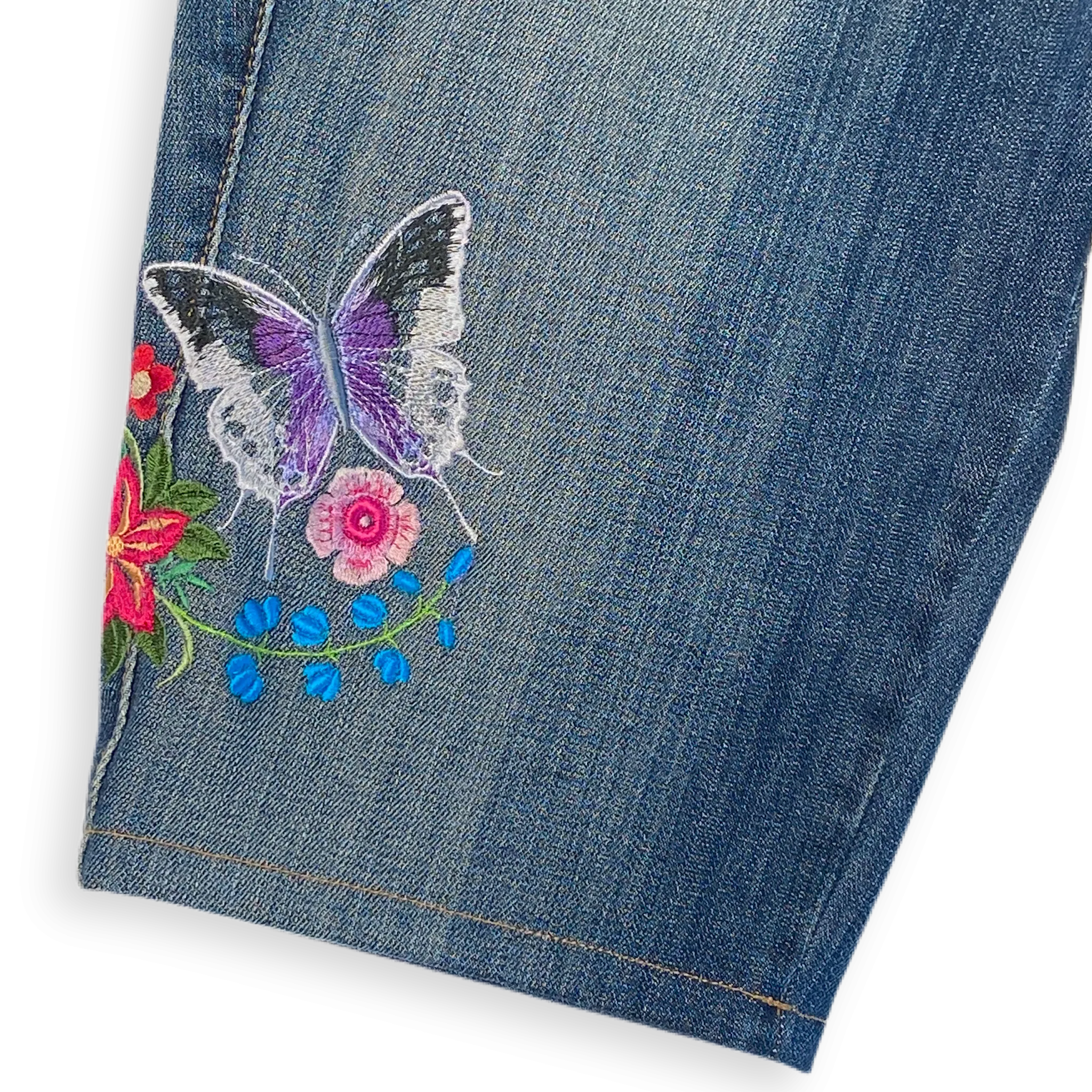 Shorts Butterfly & Flowers