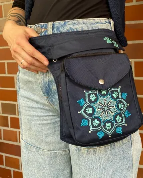 Wasserabweisende Gassi-Tasche mit Mandala-Stickerei Saphirblau - Barcelona HS 313